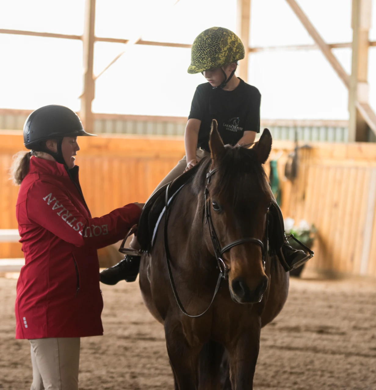 Cara berkendara kuda dengan aman