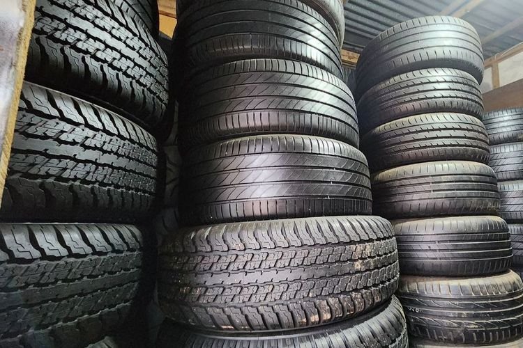 Ciri Ban Bekas Tidak Cocok untuk Mobil Anda