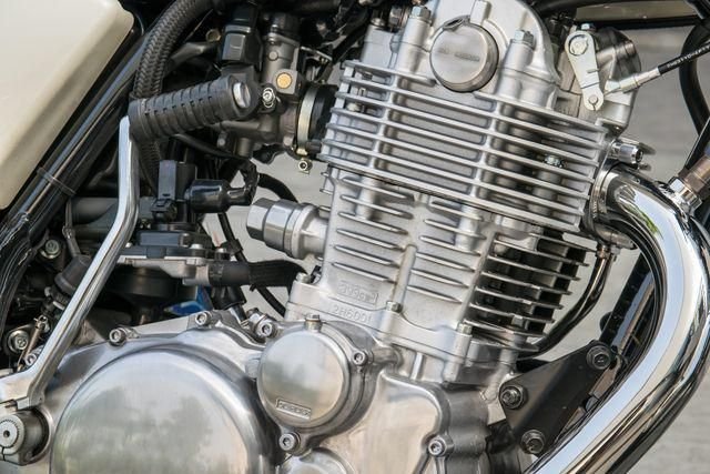 5 Alasan Busi Racing Tidak Selalu Membuat Motor Lebih Kencang