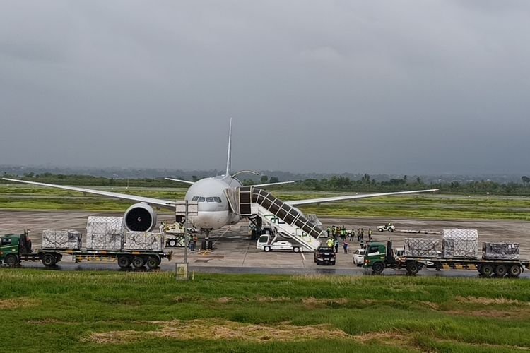 Kargo Logistik Tiba di Lombok Jelang MotoGP 2025