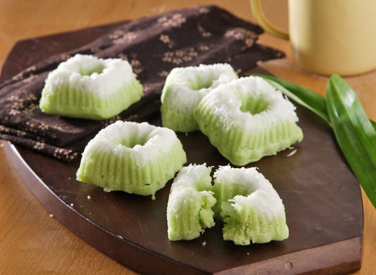 Resep Putu Ayu Lembut dengan 5 Bahan Sederhana