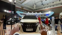Toyota Perkenalkan Armada Hybrid di GIIAS Bandung 2025, Kuasai Pasar Elektrifikasi Jabar