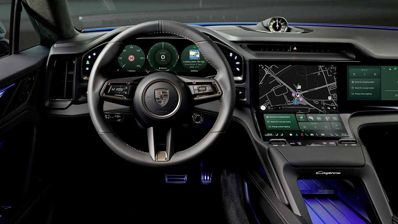 Porsche Cayenne Terbaru: Layar Alami, Atap Pano Canggih, dan Asisten Suara Intelejen