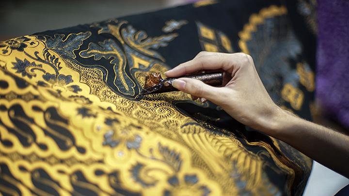 5 Promo Makanan Spesial Hari Batik Nasional 2025