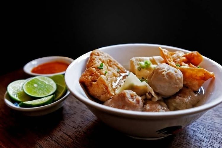 3 Tempat Bakso Legendaris Paling Lezat di Surabaya, Favorit Londo Kampung