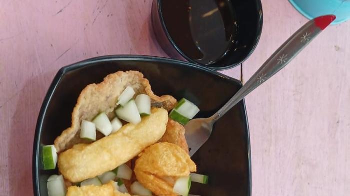 Pempek Swankaa Jadi Solusi Rindu Rumah di Manado