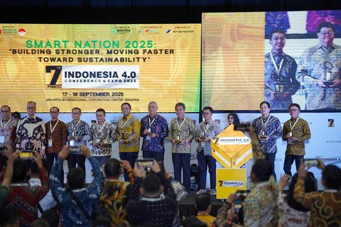 Telkomsel Dapat Penghargaan Kemenperin atas Inovasi 5G in The Box