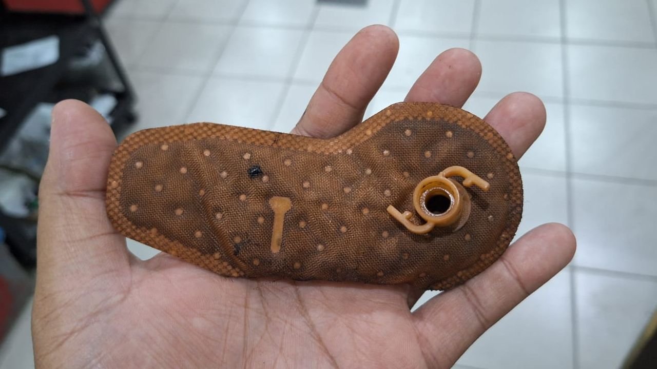 Cara Bersihkan Filter Fuel Pump dengan Benar dan Aman