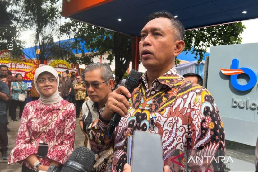 Bulog Siapkan Beras untuk Program Makanan Bergizi Gratis