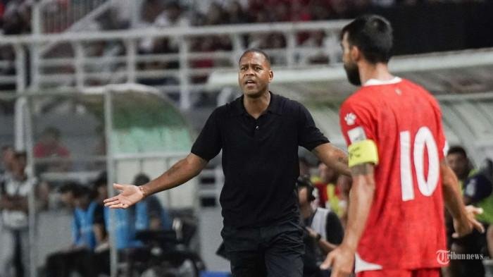 Patrick Kluivert, Ancaman Kehilangan Posisi Usai Indonesia Gagal ke Piala Dunia