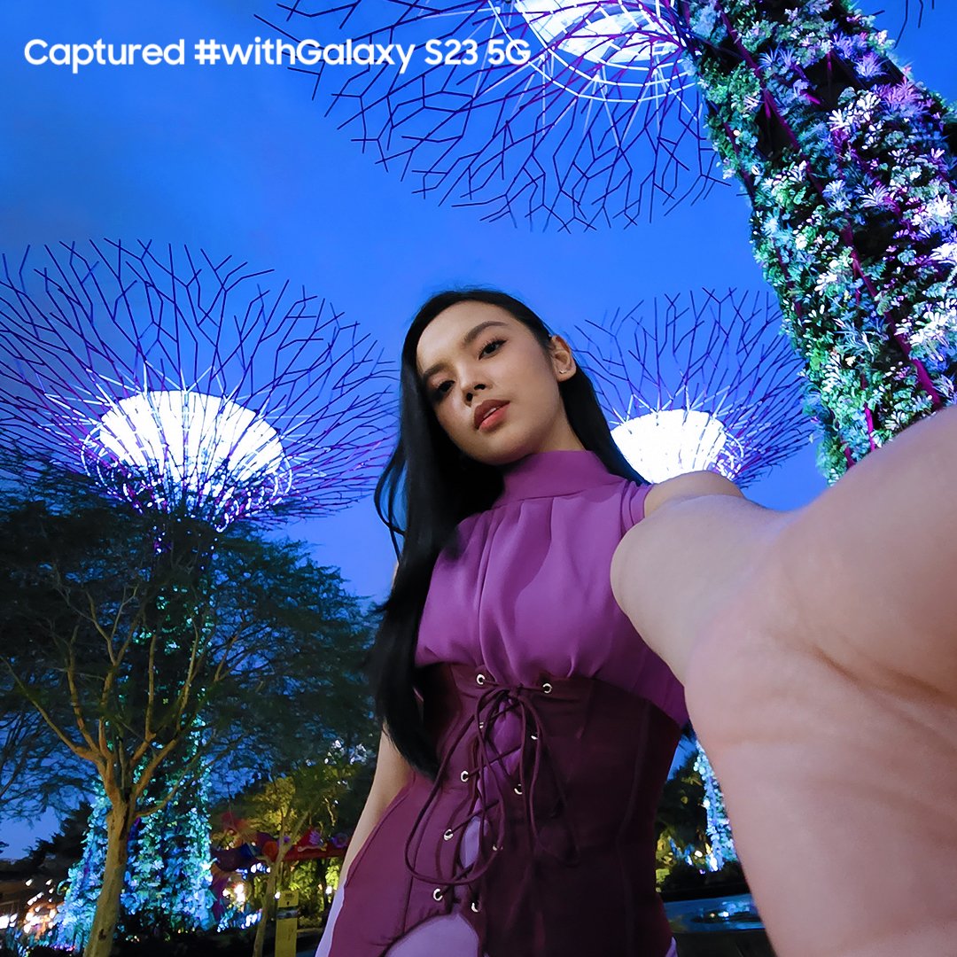 Jepret Momen Lebih Percaya Diri dengan Samsung Galaxy S25 FE, Kamera Selfie Terbaik di Kelasnya