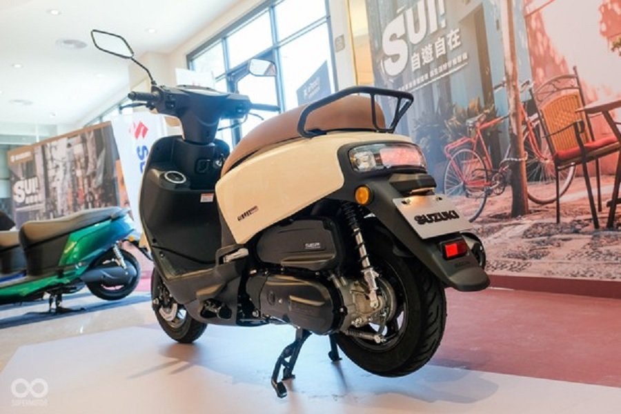 Skutik Retro Honda: Desain Futuristik, Tetap Stylish dan Canggih!